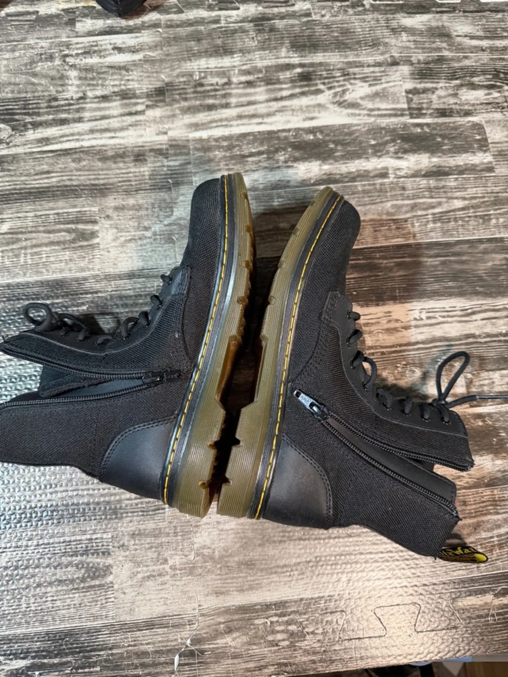 Dr. Martens Combs Junior Boot